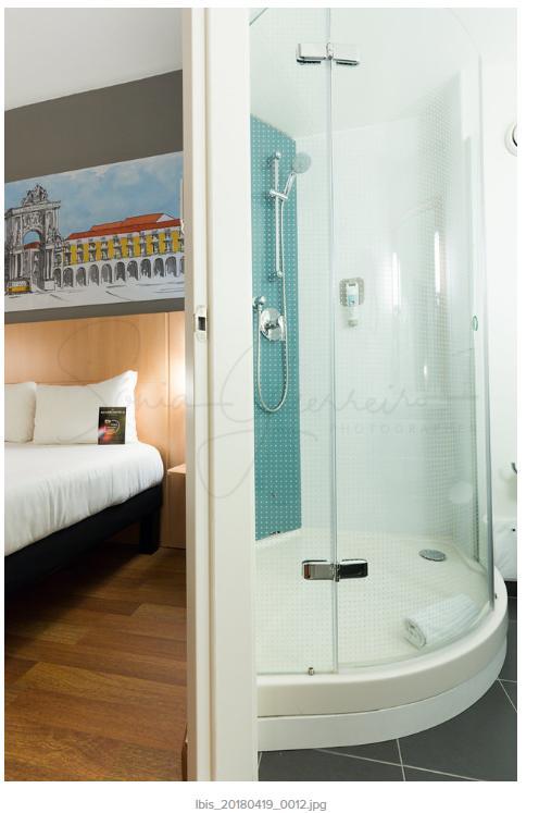 Hotel Ibis Lisboa Parque Das Nacoes Exterior foto